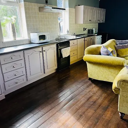 Πανσιόν Coast 4*